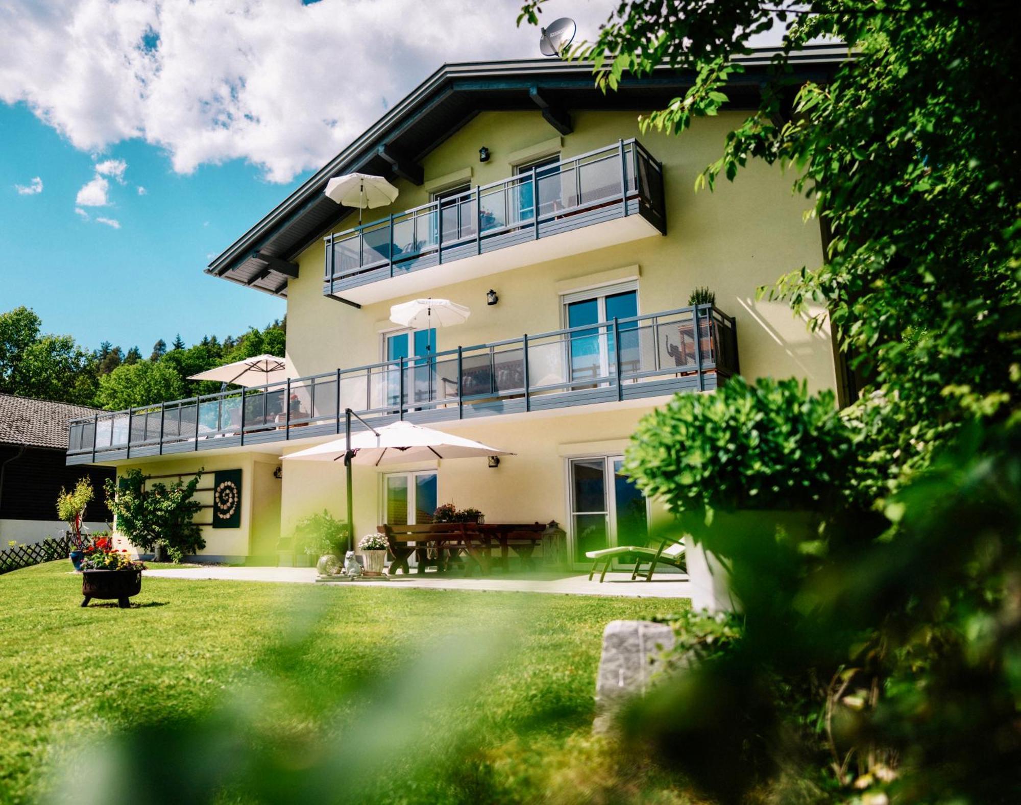 Apartmán Schwalbennest Velden Velden am Wörthersee Exteriér fotografie